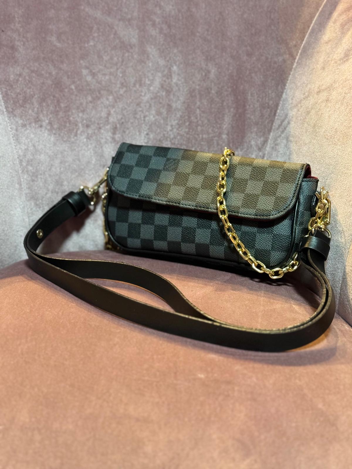 Louis Vuitton "IVY" Torbice