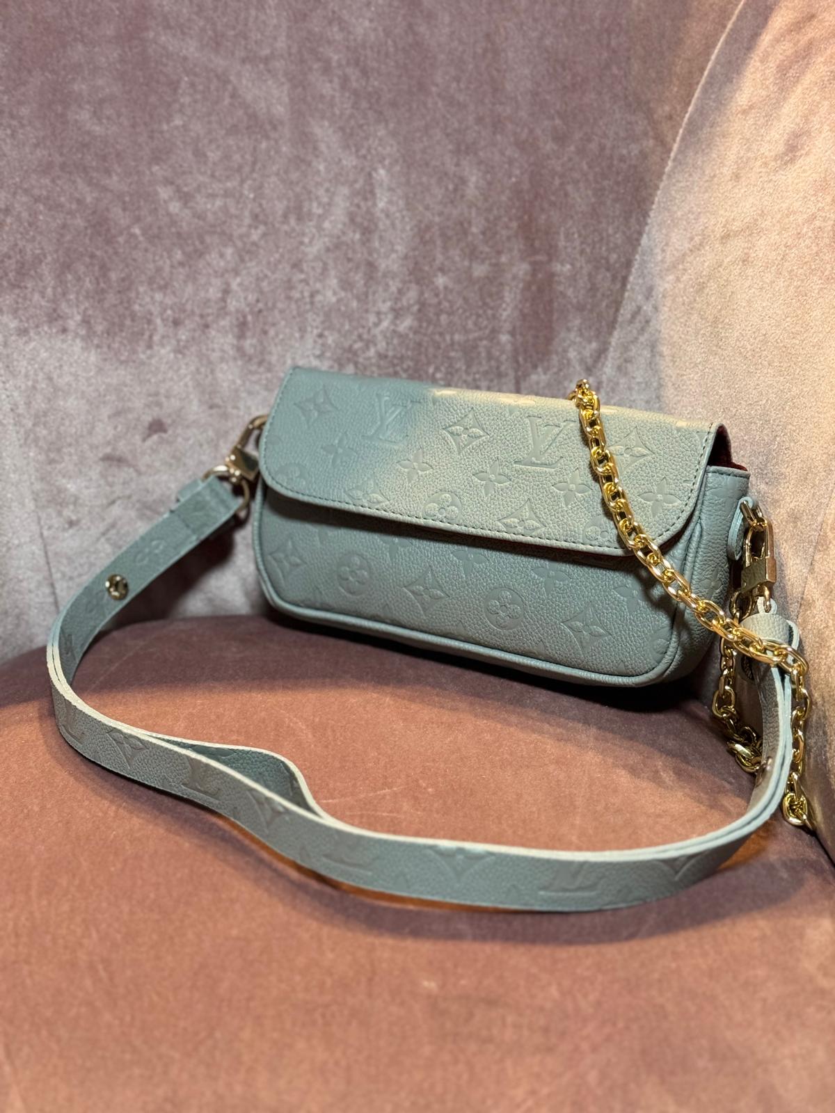 Louis Vuitton "IVY" Torbice