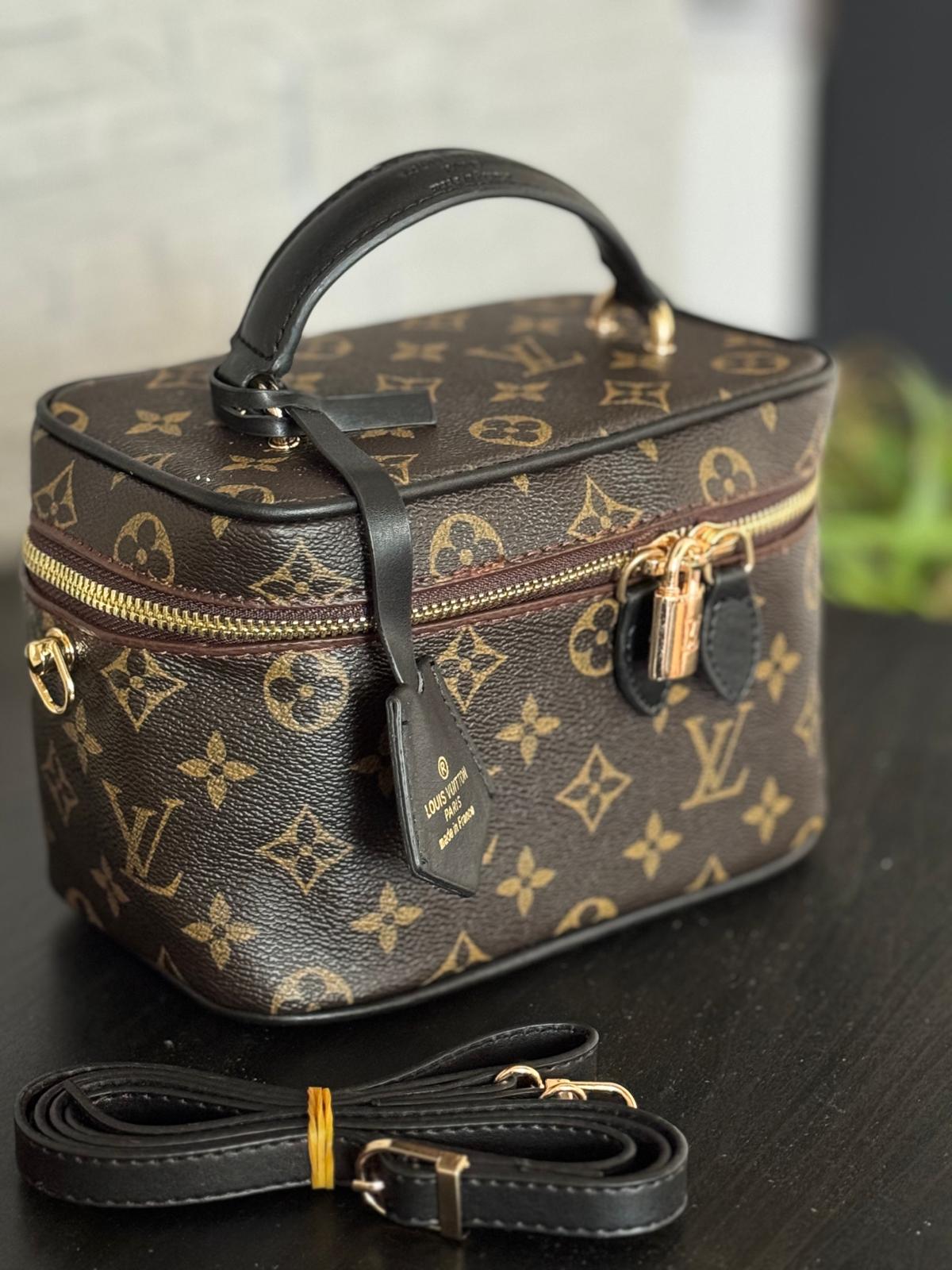 Louis vuitton monogram venus bag