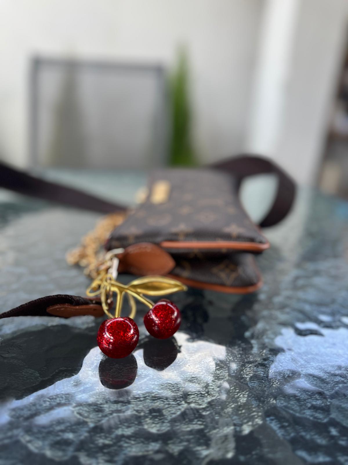 Louis Vuitton " Cherry "           NOVI MODEL 2025