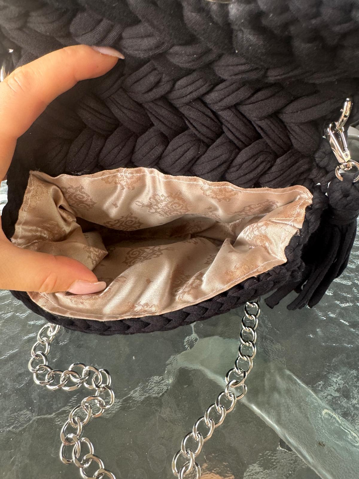 Torbica ručni rad - crna