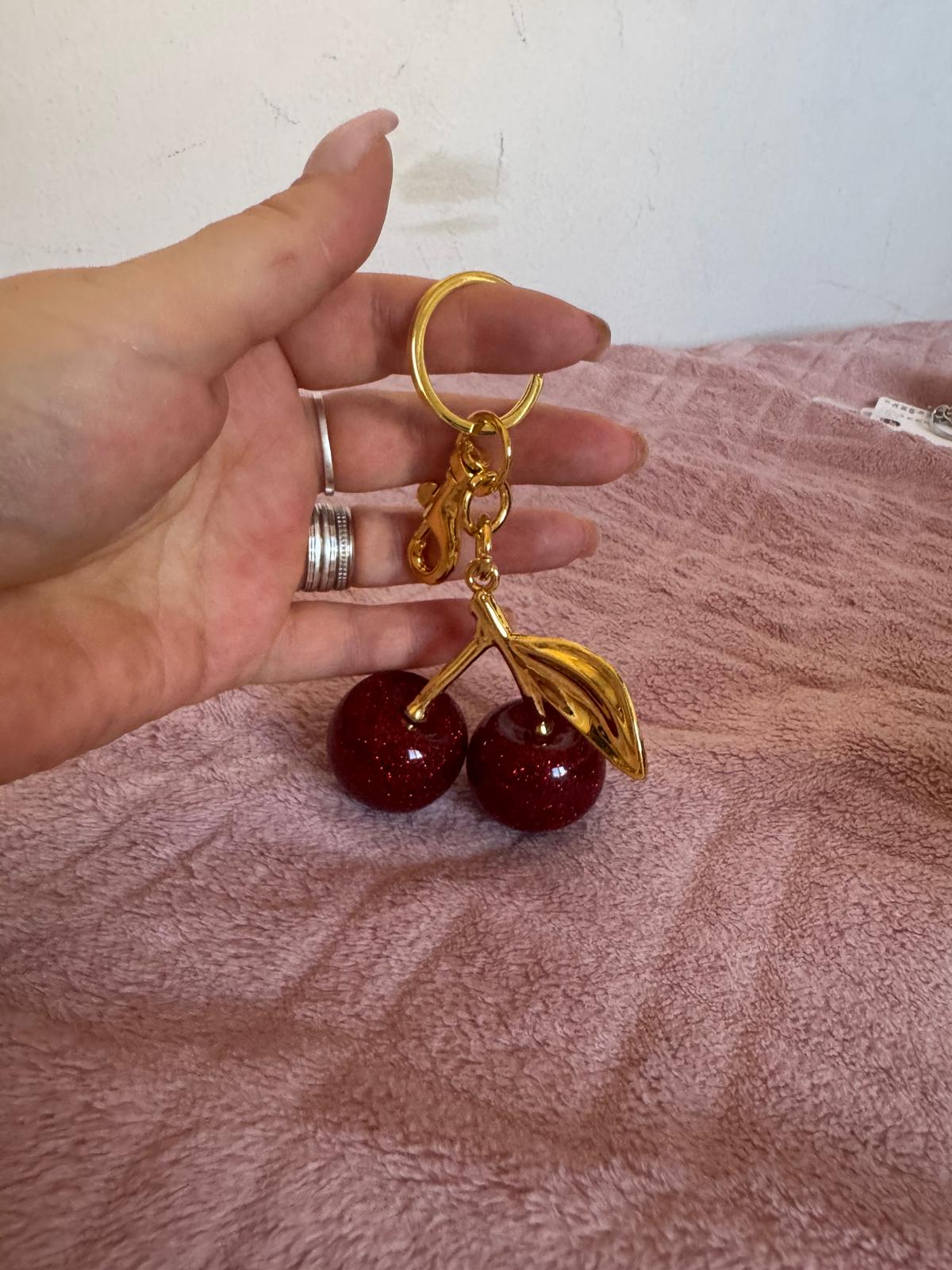 Dodatci za torbice - Trešnja