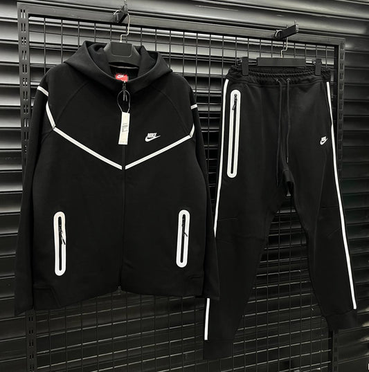 Nike tech fleece