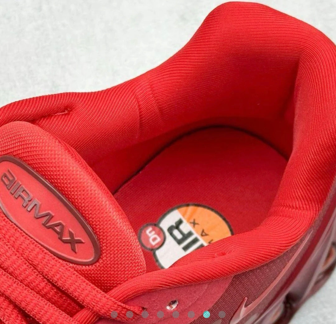 Nike Air Max DN8 Red