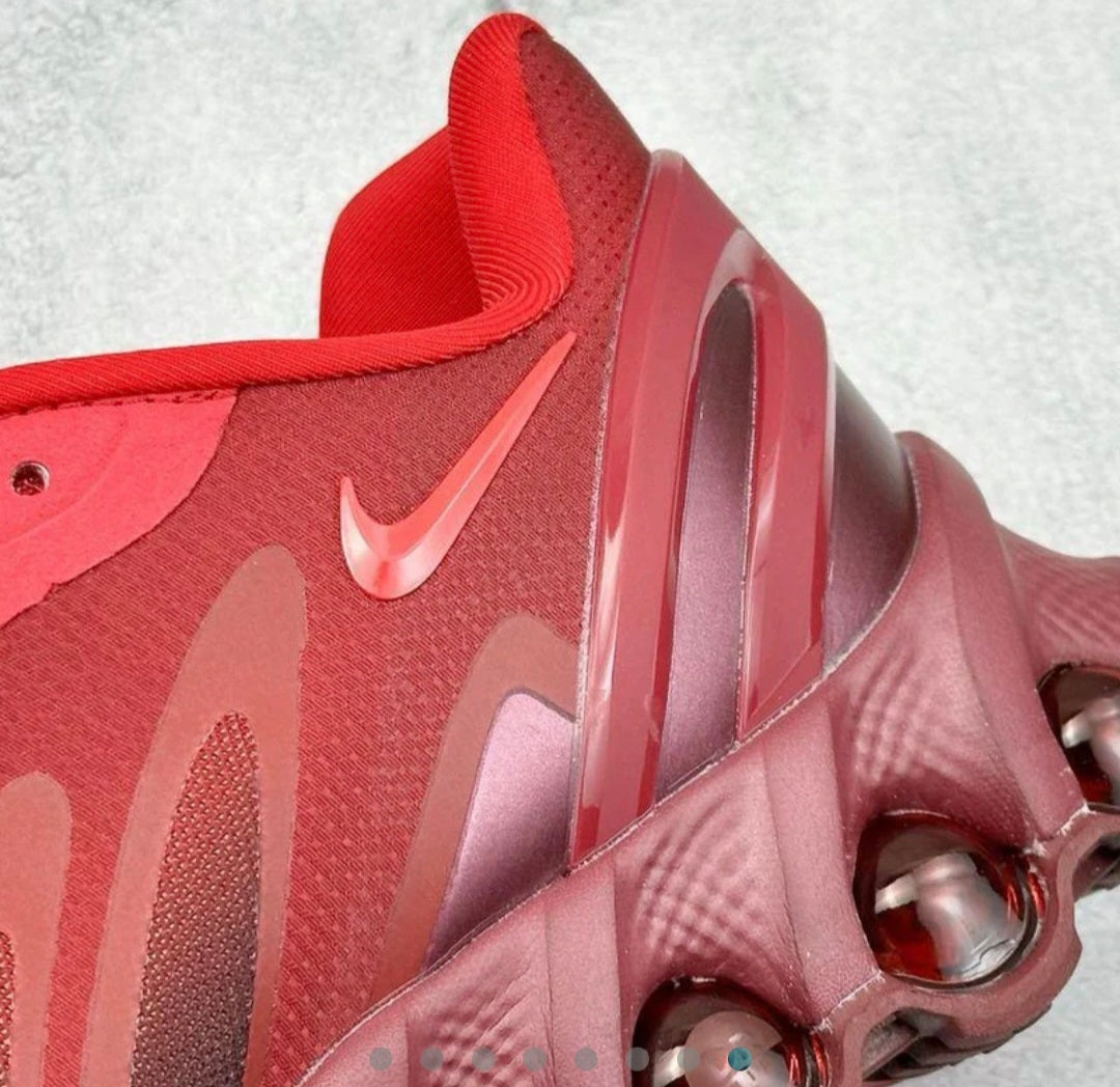 Nike Air Max DN8 Red