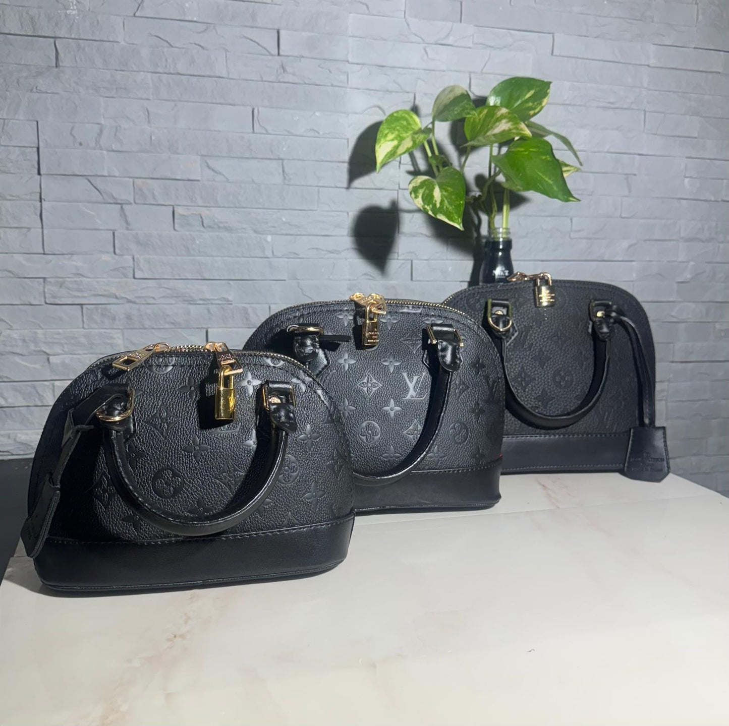 Louis vuitton " Alma "