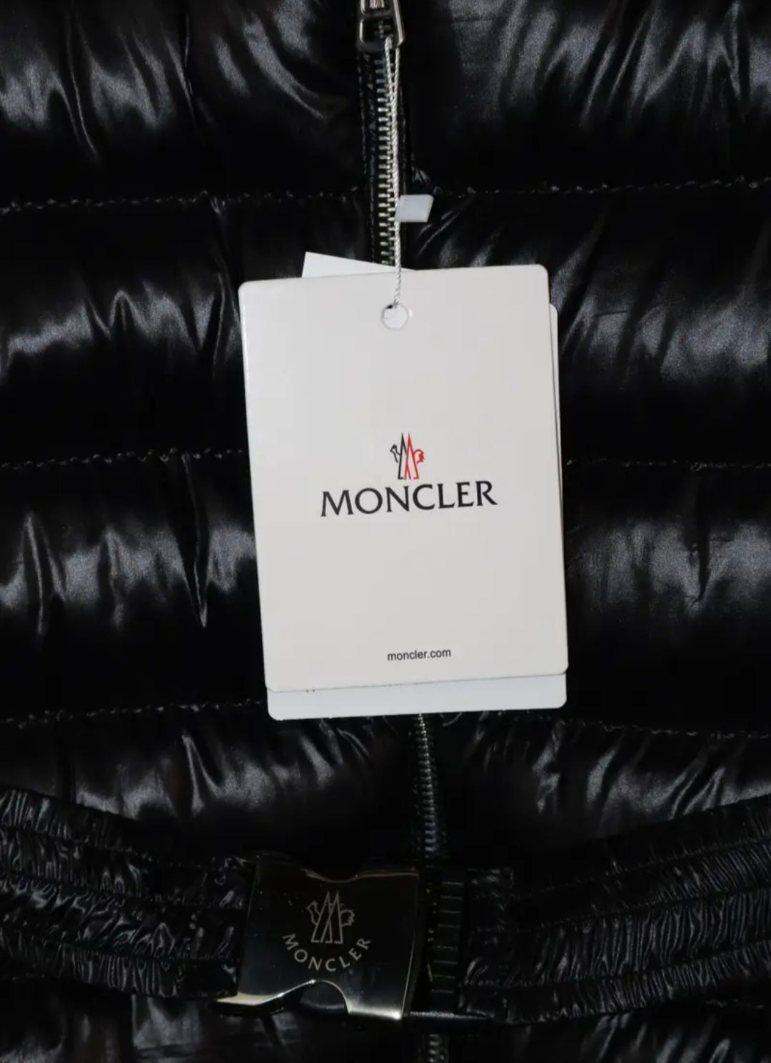 MONCLER CRNA DOWN JACKET