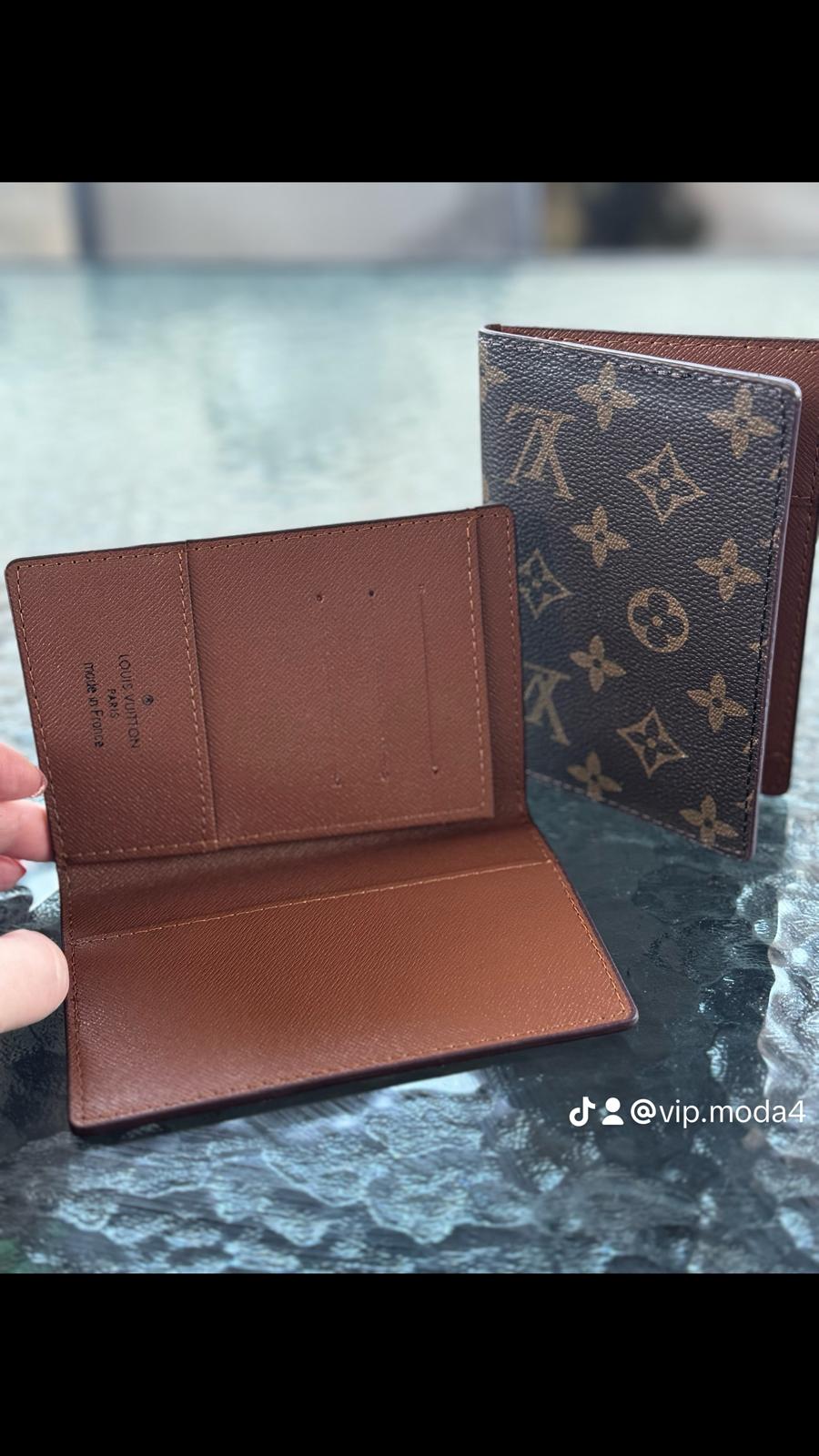 Louis Vuitton Novčanik za kartice i Putovnicu UNISEX