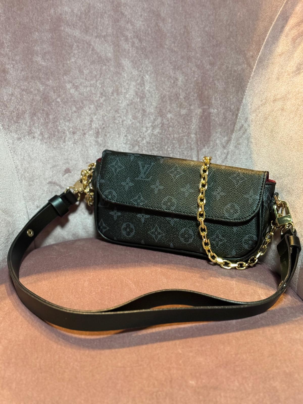 Louis Vuitton "IVY" Torbice