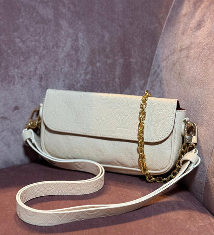 Louis Vuitton "IVY" Torbice