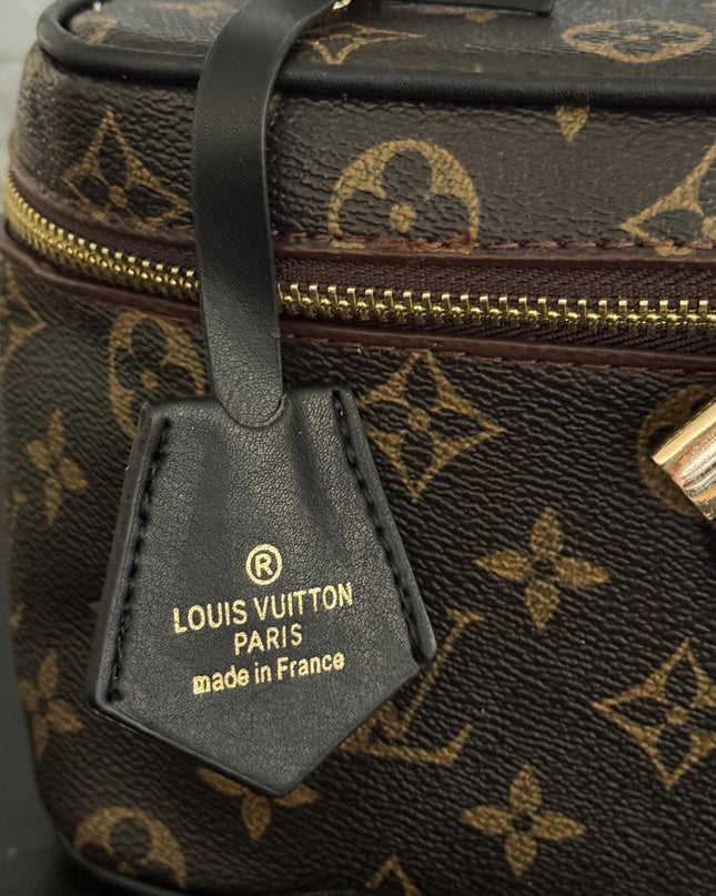 Louis vuitton monogram venus bag