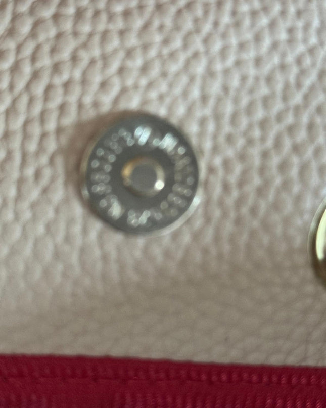 Louis Vuitton Exclusive