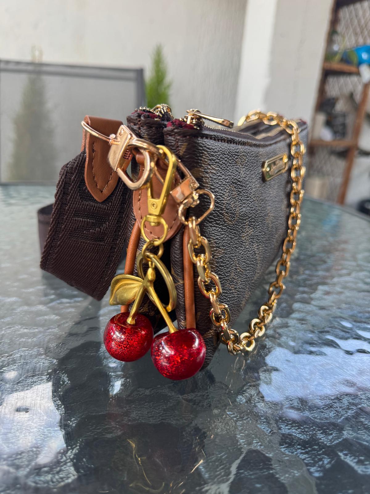 Louis Vuitton " Cherry "           NOVI MODEL 2025