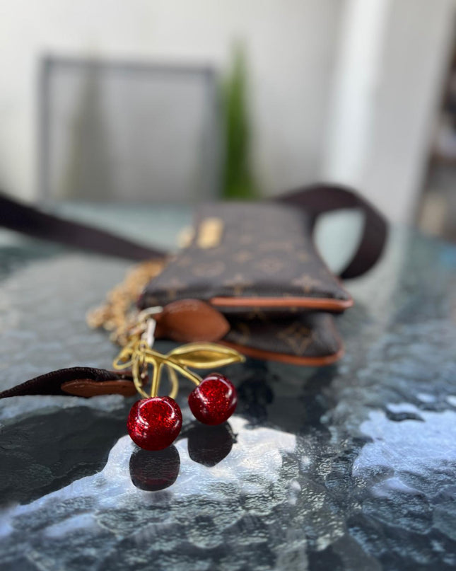 Louis Vuitton " Cherry "           NOVI MODEL 2025