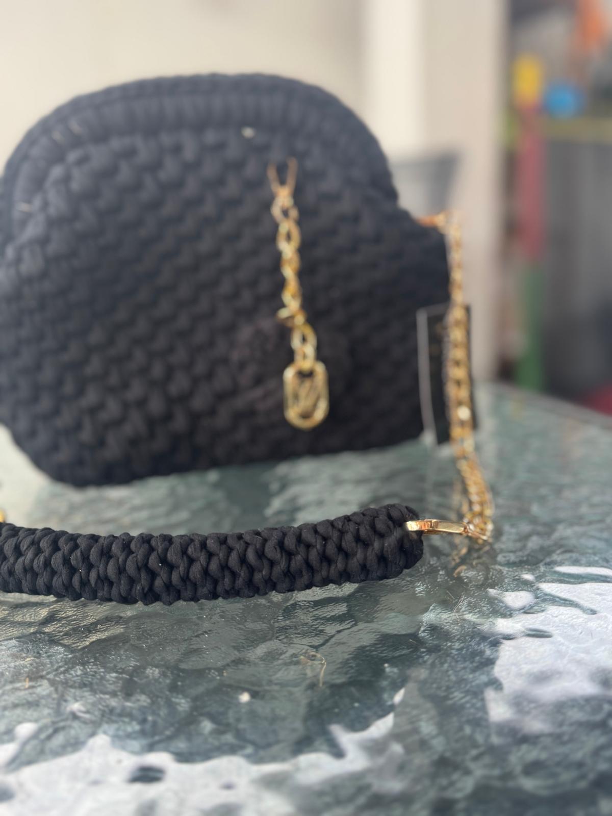 Torbica ručni rad - crna