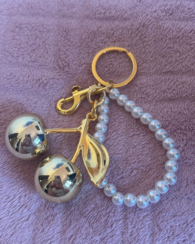 Dodatak za torbice- trešnja