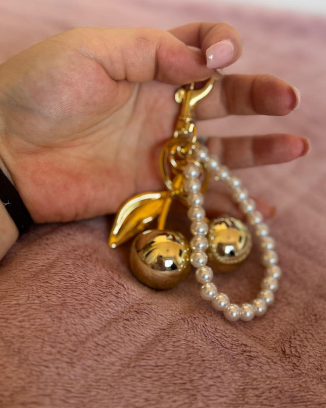 Dodatak za torbice- trešnja