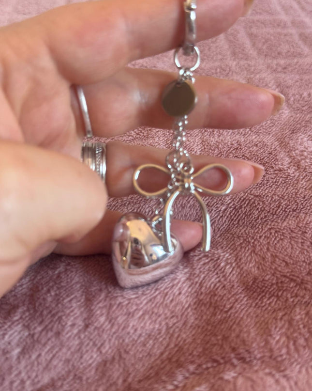 Dodatak za torbice- srce i mašna