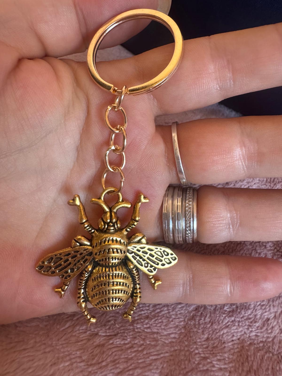 Dodatak za torbice - pčelica