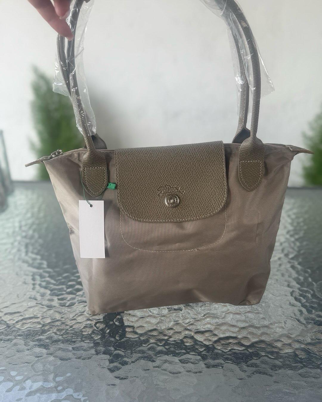 Longchamp M modeli