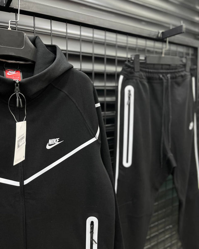 Nike tech fleece