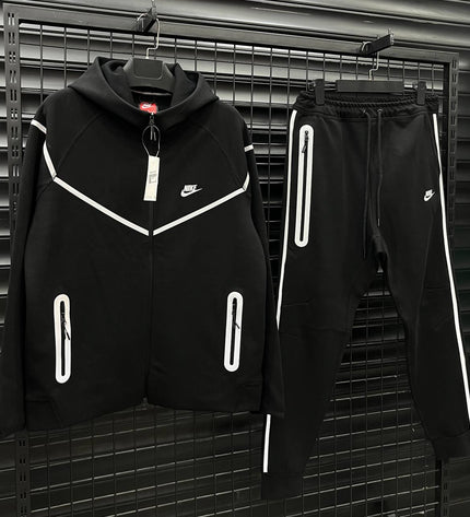 Nike tech fleece