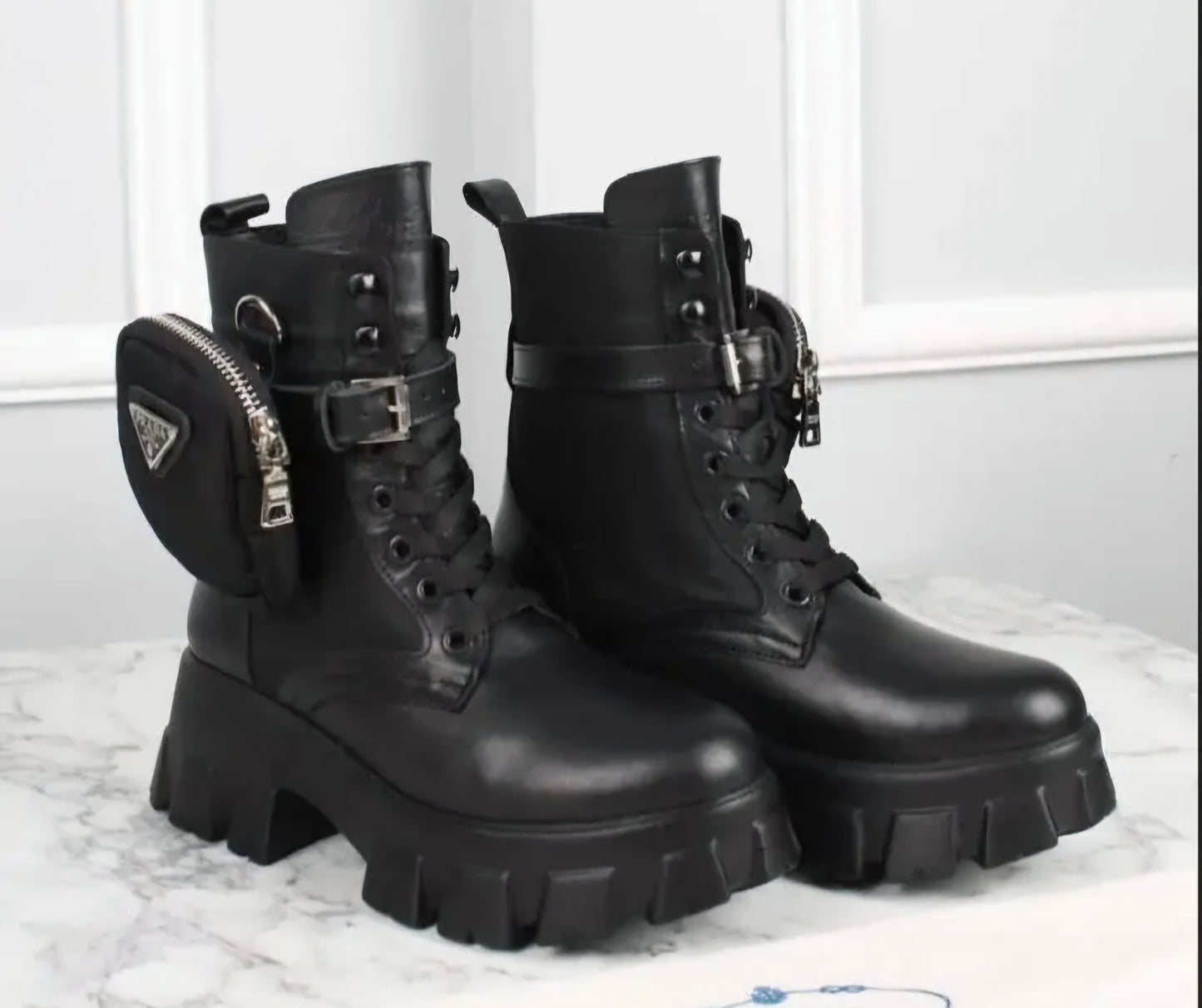 Prada Monolith Čizme Crne