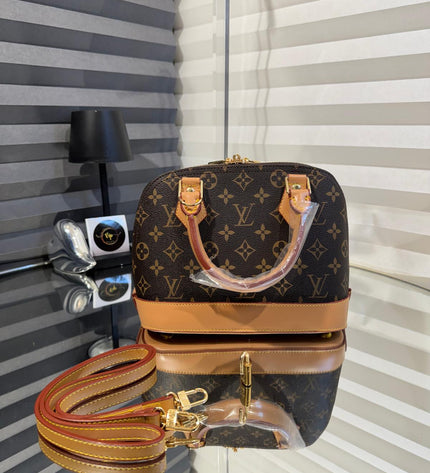 Louis Vuitton - "Alma"