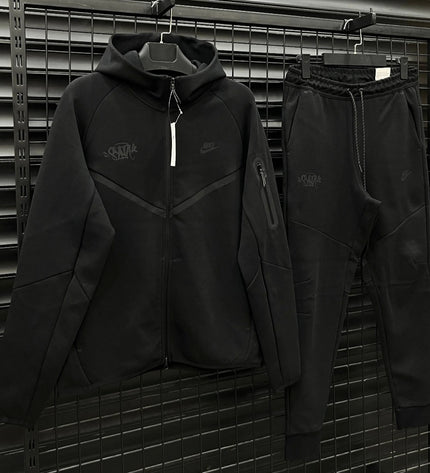 Nike Tech Fleece