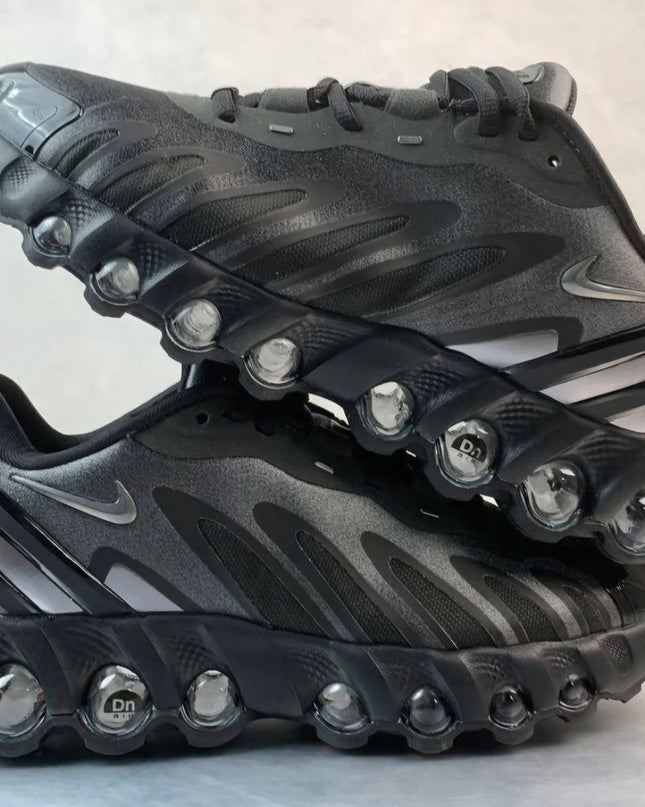 Nike Air Max DN8 black