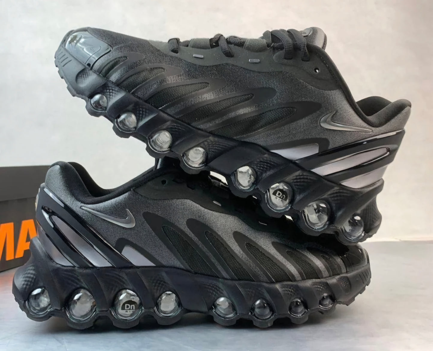 Nike Air Max DN8 black