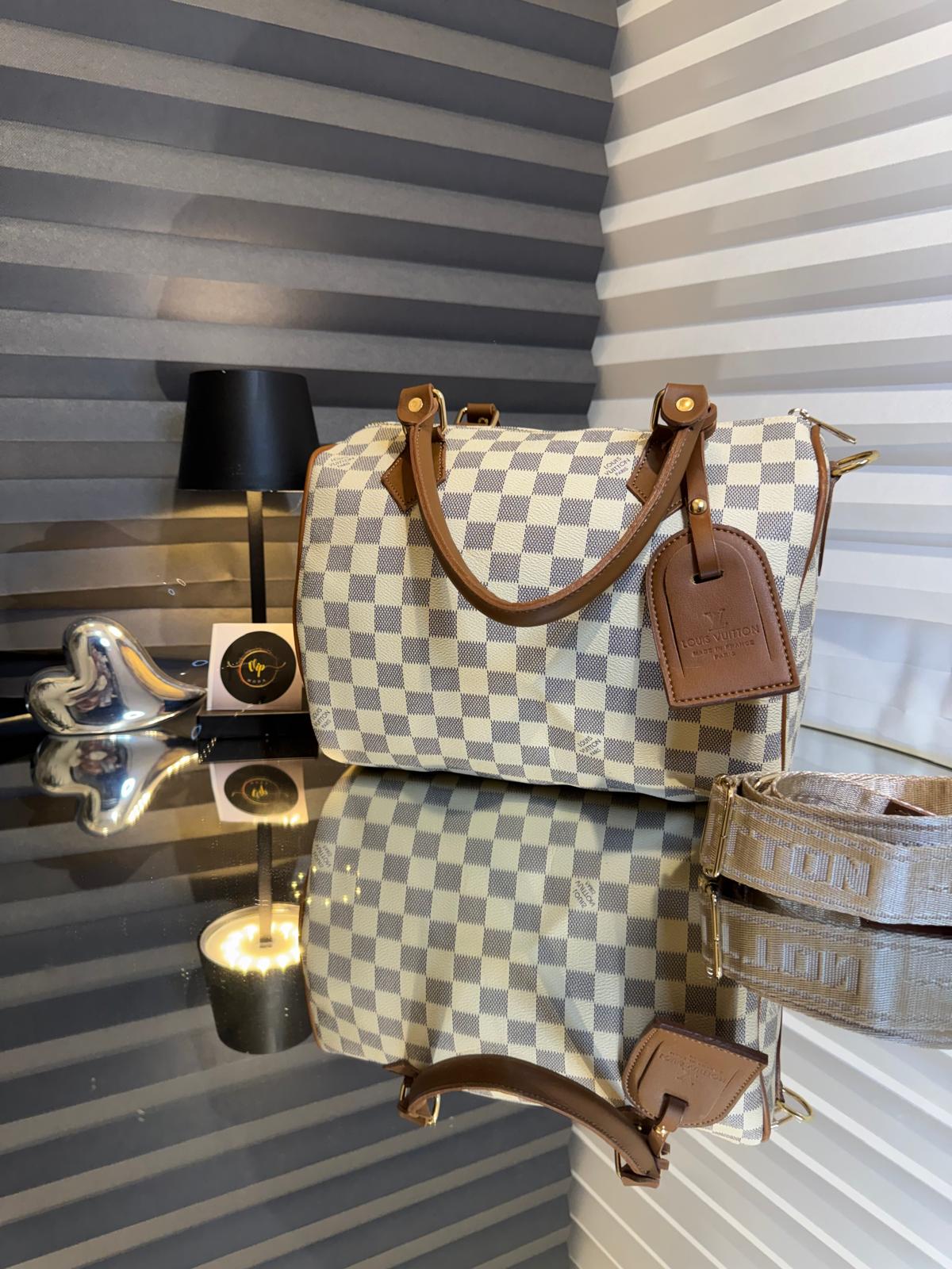 Louis Vuitton "Speedy"