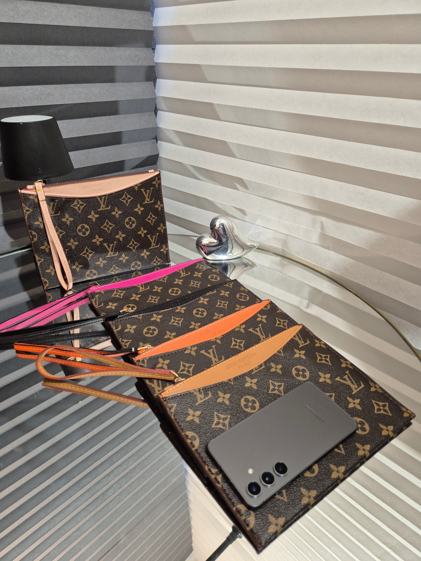 Louis Vuitton-Pismo torbica