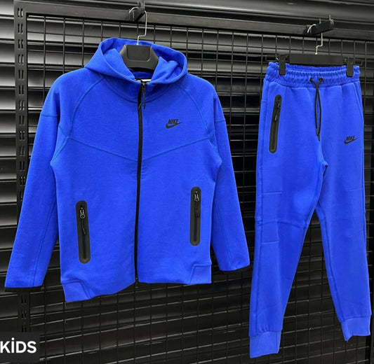 NIKE TECH FLEECE KIDS