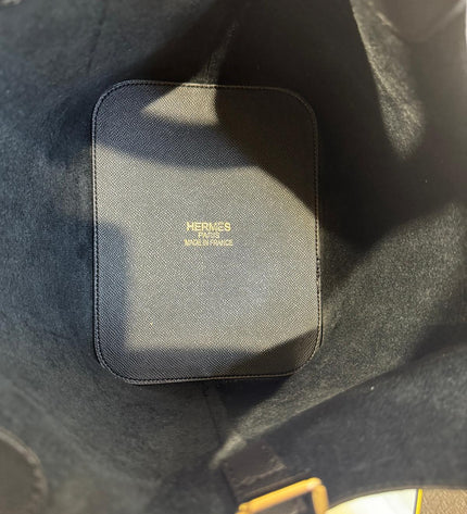 Hermes bucket bag