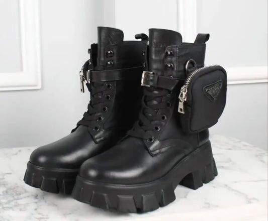 Prada Monolith Čizme Crne