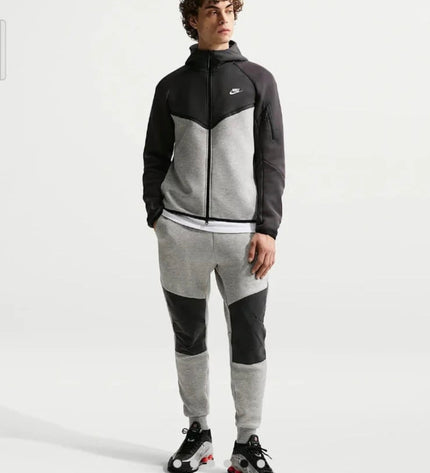 Nike Tech Fleece