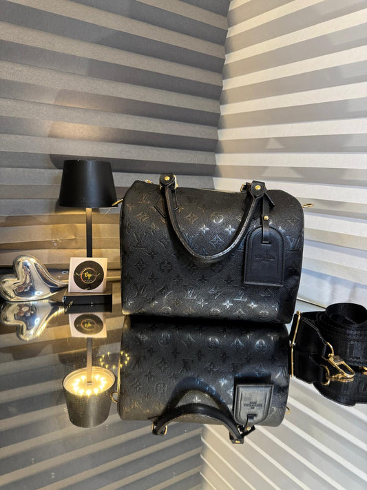 Louis Vuitton "Speedy"