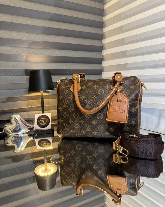 Louis Vuitton "Speedy"