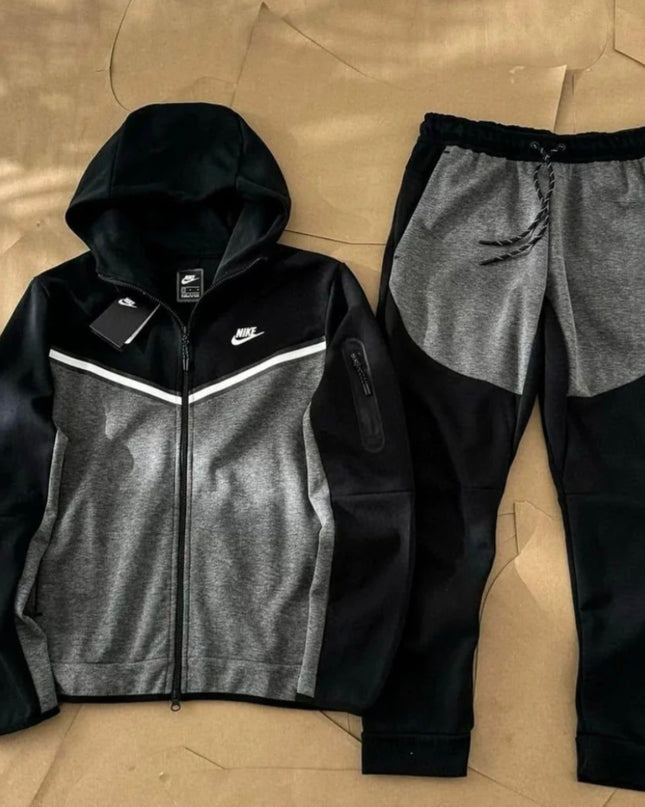 Nike Tech Fleece