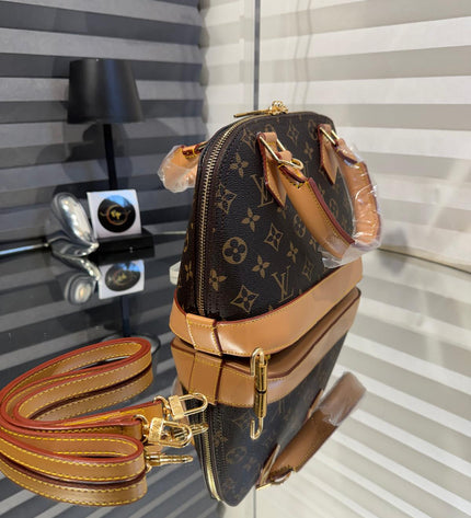 Louis Vuitton - "Alma"