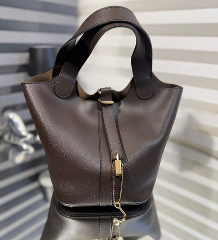 Hermes bucket bag