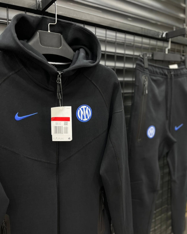 Nike Tech Fleece Inter