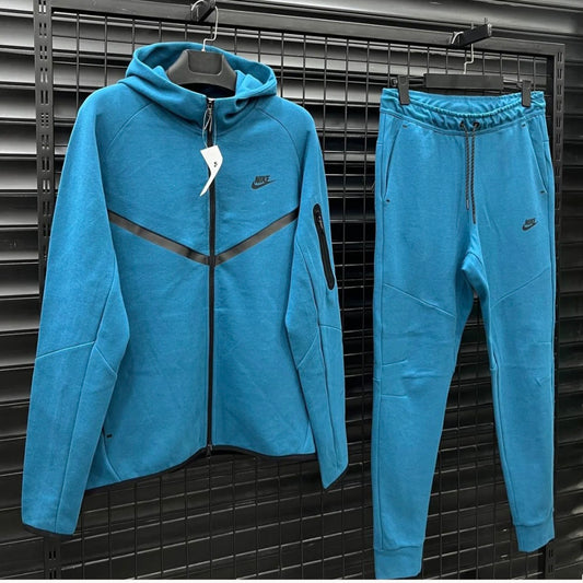 NIke Tech Fleece