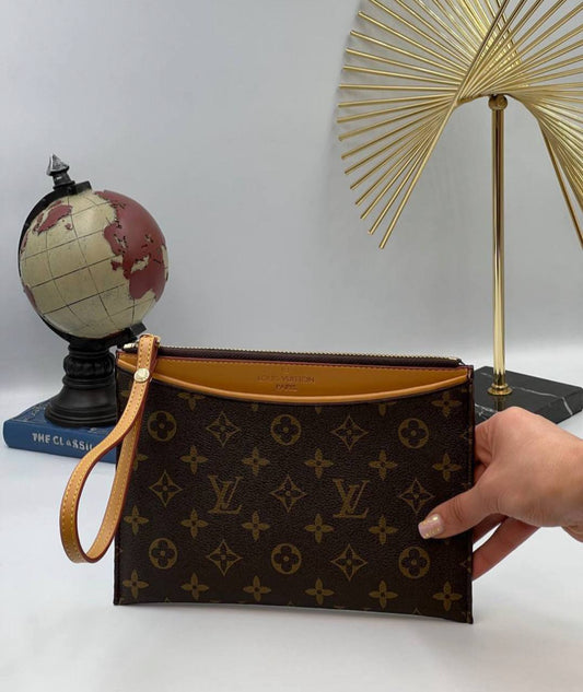 Louis Vuitton- Pismo torbica