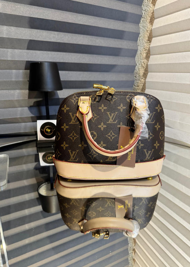 Louis Vuitton - "Alma"