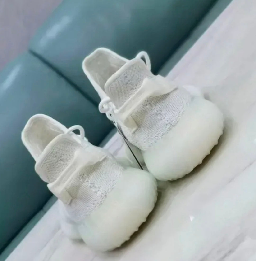 Yeezy Boost 350 V2 Cream White