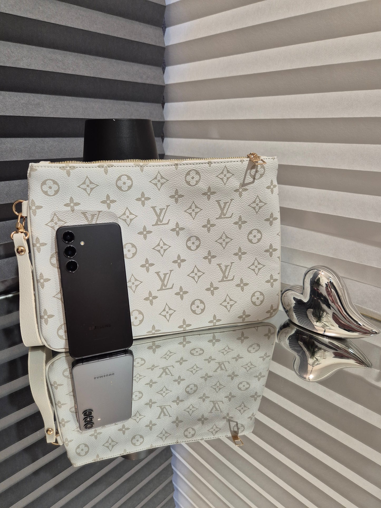 Louis Vuitton - Pismo torbica