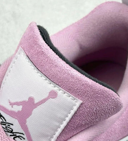 Air Jordan 4 " Orchid"