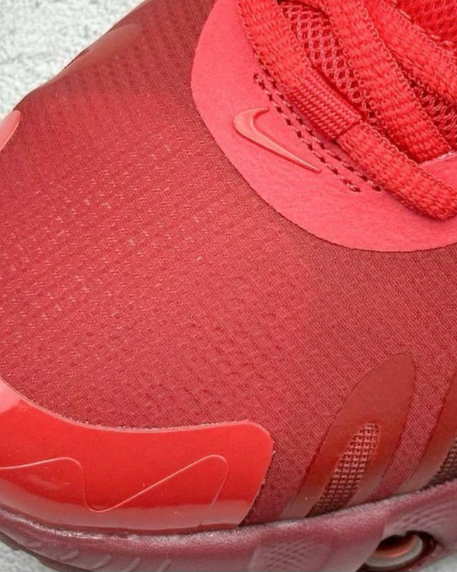 Nike Air Max DN8 Red